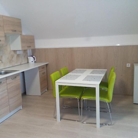Elza Vendeghaz Apartment Sarospatak Luaran gambar